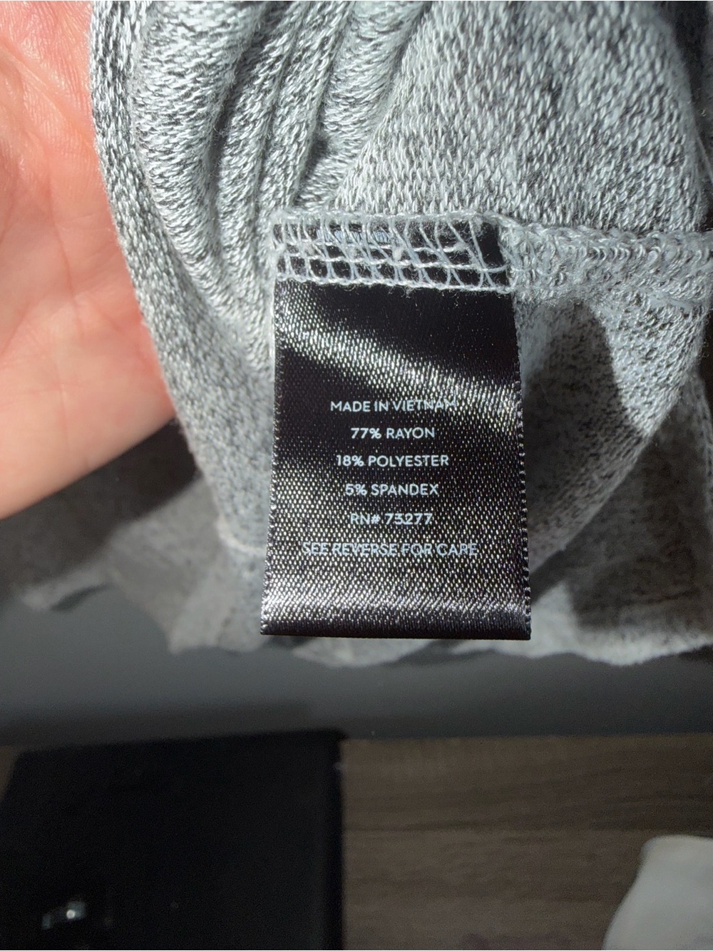 Simply Vera Wang Sweater PL Gray Cowl Neck Soft Knit Petite Large Top - Picture 6 of 8